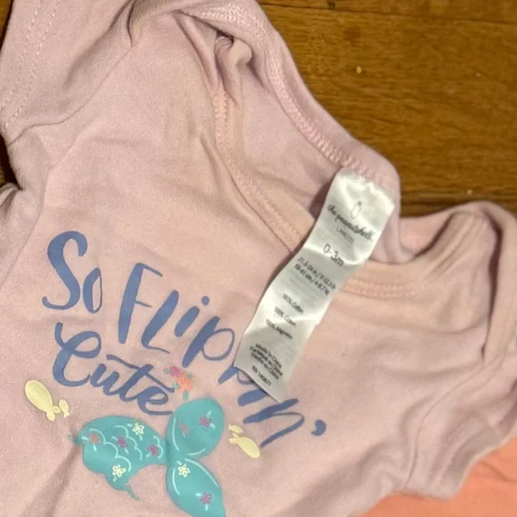 Baby girl short sleeve onesies size 0-3 months Bundle Set of 4 - Picture 2 of 2